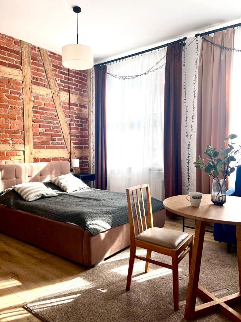Sw. Jakuba 18 * Stary Toruń